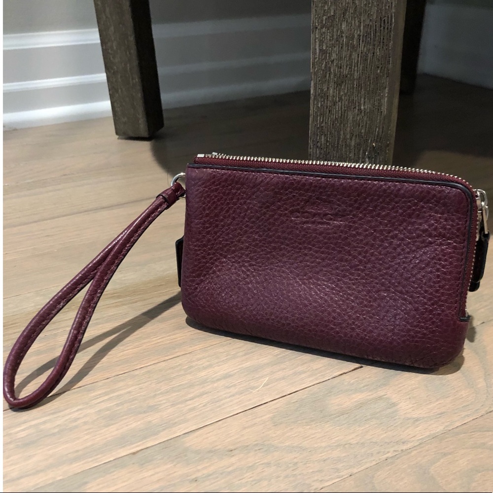 Coach Wristlet - Burgundy
